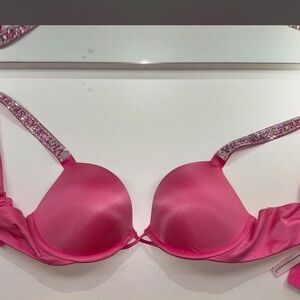 Victoria's Secret rhinestone bra
- size 34C
Original price $75